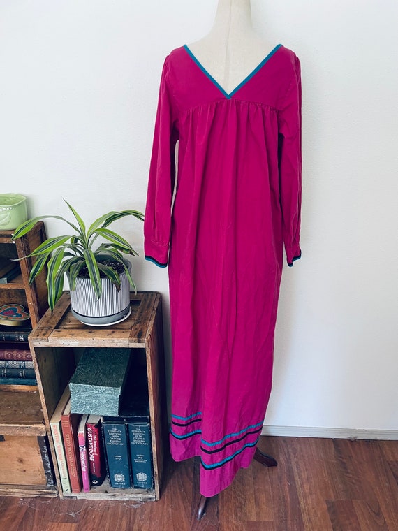 Vintage pink and teal handmade long housedress or… - image 3