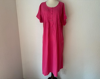 Size L dark pink cotton dress. 1990's La Berg.