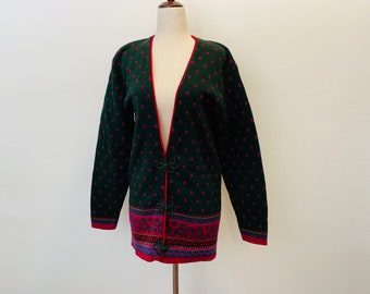 Norwegian Style Knit Pendleton Woolen Mills Cardigan. 1980s. Shoulderpads. Gorgeous all wool pendleton "Sophisticates."