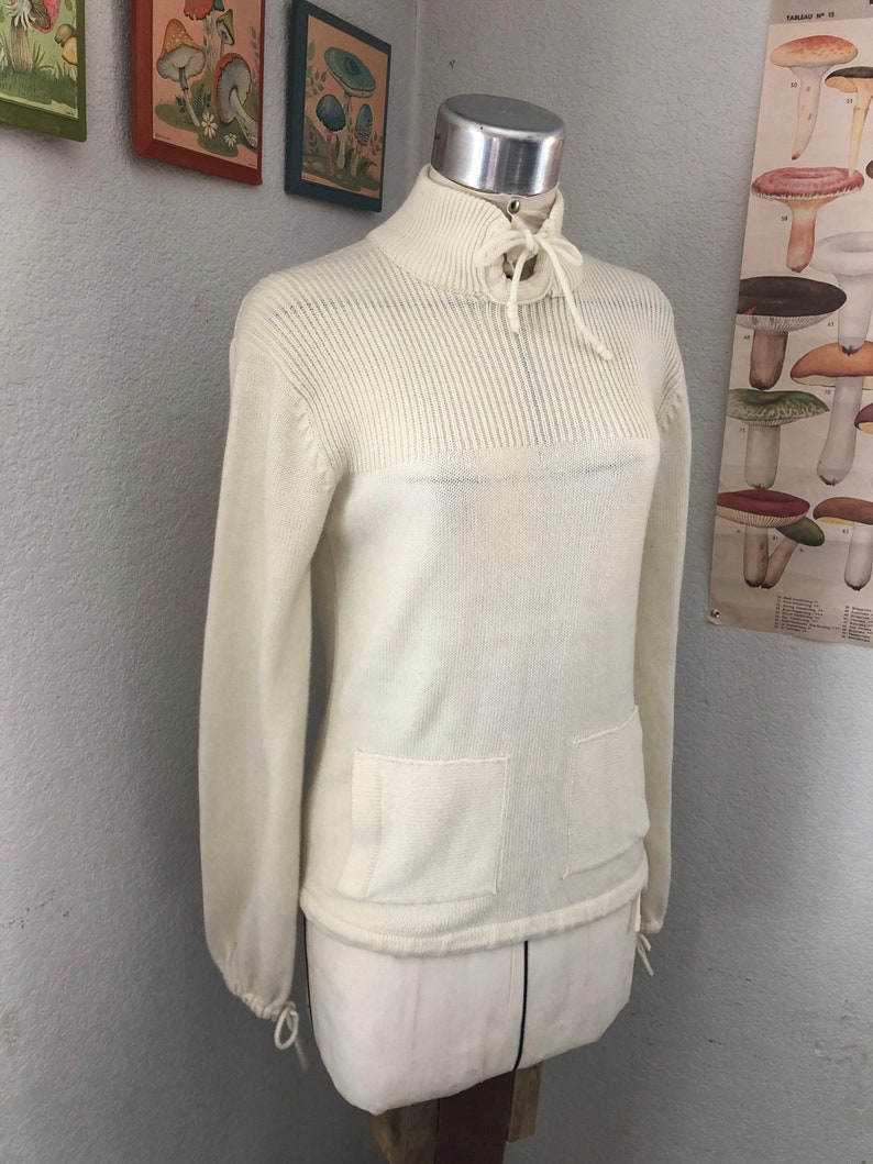 Fabulous sz M/L 1970s Pullover. Cream. Ms Doris Brand. Acrylic. MI Hong Kong. Vintage Sweater image 7