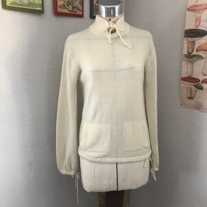 Fabulous sz M/L 1970s Pullover. Cream. Ms Doris Brand. Acrylic. MI Hong Kong. Vintage Sweater image 5