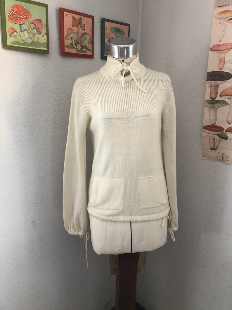 Fabulous sz M/L 1970s Pullover. Cream. Ms Doris Brand. Acrylic. MI Hong Kong. Vintage Sweater image 5