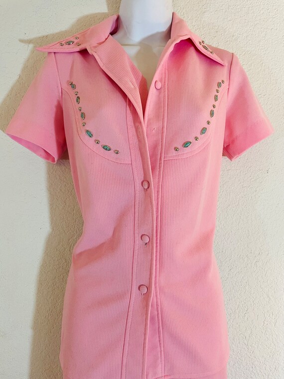 1970s pink western suit. Ladies leisure suit. 197… - image 7