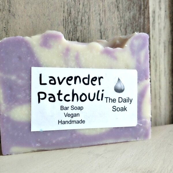 Soap Lavender and Patchouli soap,natural patchouli soap. Handmade soap made with pure essential oil. purple soap,  soap , cold process soap.