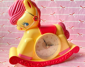 Kawaii Swimmer JP Chocoholic cute yellow and pink rocking horse table clock Harajuku style from Japan HTF