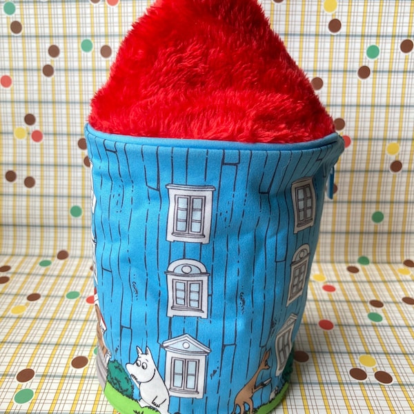 Kawaii Moominhouse Moomin x Mable Sud Moomin House shaped pouch bag, makeup bag pencil case from Japan (magazine appendix)