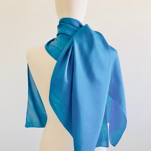 Cachecol azul celeste, cachecol de chiffon de seda, cachecol azul claro, xale, cachecol feminino, cachecol de seda feminino, cachecol de seda 100%, cachecol de verão, feito à mão