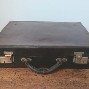 Étui en cuir. cuir vintage. Porte-documents porte-documents. Valise