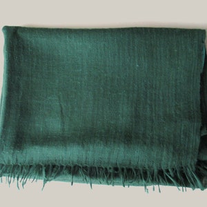 Halstuch aus feiner Wolle in Grüntönen, Damen-Wollschal, Frühlingsschal, indische Pashmina, leichter weicher Schal Bild 8
