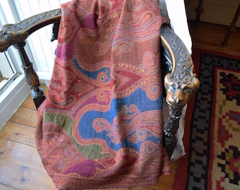 Vintage Beaver State Pendleton Blanket. All Wool. Stitched Binding