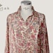 see more listings in the Blouses section