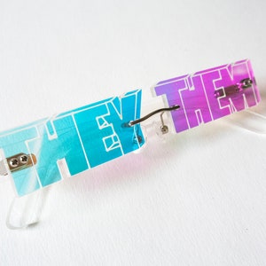 Pronoun glasses (All pronouns)