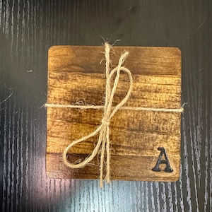 Juego de 4 posavasos de madera personalizados: monograma quemado, regalos de bar, regalo de inauguración de la casa, posavasos de madera, monograma, regalo de boda imagen 10