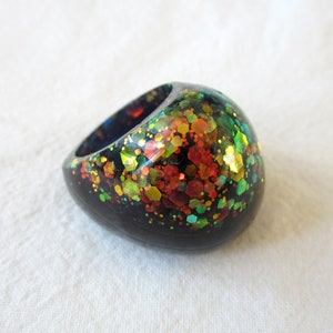 Resin ring, Black bubble ring, Opalescent sparkle Glitter, Dome ring, 90s style ring, Chunky, Cocktail resin ring, Made in Australia, Size 8