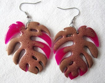 Pendientes de resina Monstera, Pendientes colgantes Monstera, Rosa magenta brillante, cobre, Hoja de declaración, Pendientes de gota, Ideas de regalo, Made in Australia