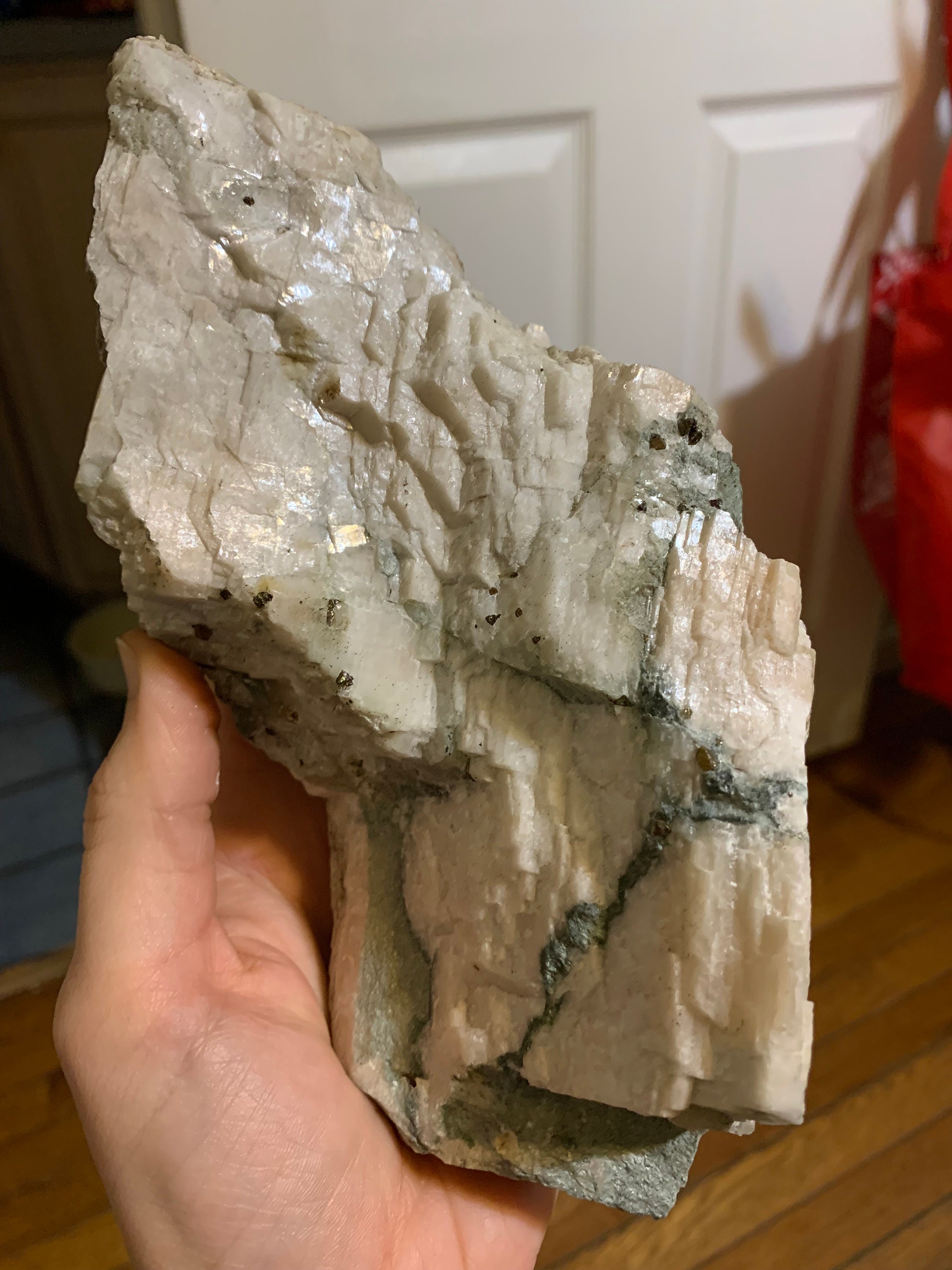 大きな方解石と黄鉄鉱とマラカイト - Etsy 日本