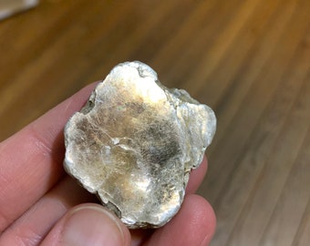 Natural Muscovite (Mica)