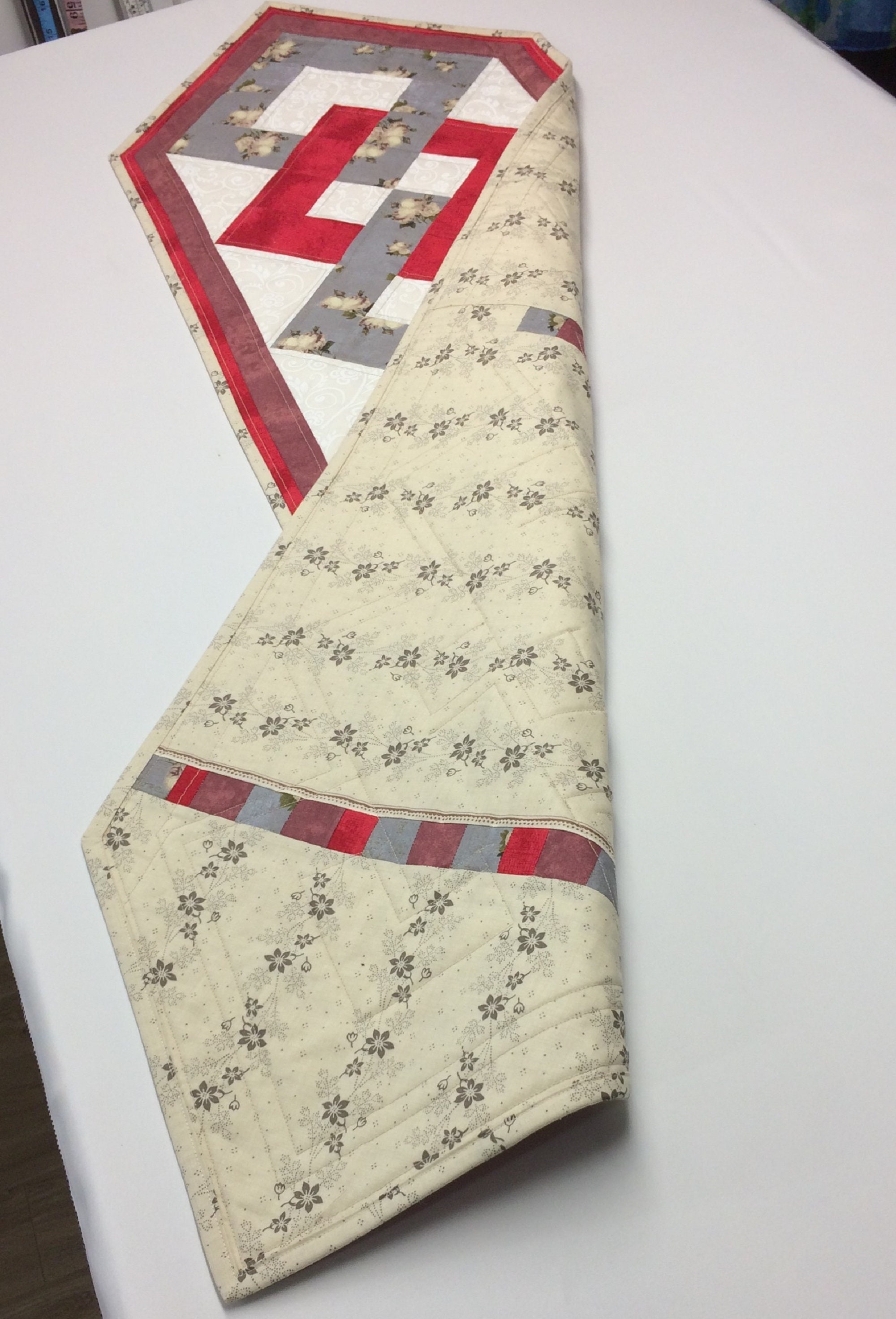 Interlocking Squares Table Runner Quilted Table Runner Etsy Canada