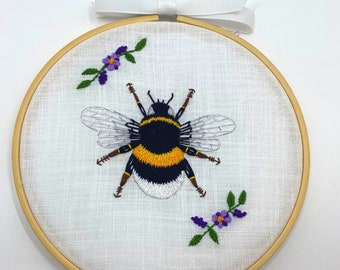 Zestaw do haftu „Bumble Bee”: proste haftowanie igłą dla początkujących