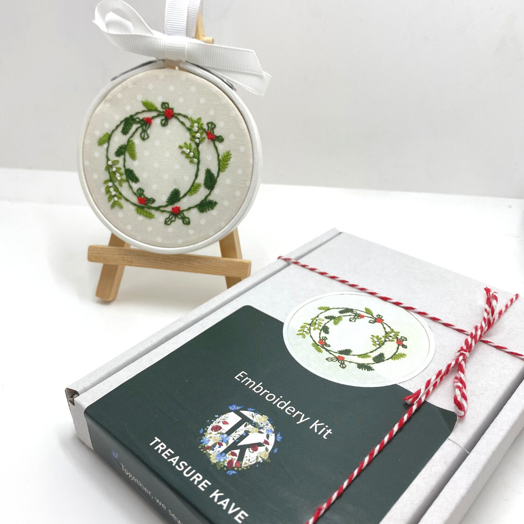 Christmas Embroidery Kit Beginners Embroidery Kit Holly & Etsy UK
