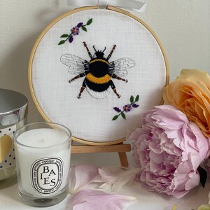 Bumble Bee PDF Embroidery Pattern, PDF Downloadable Pattern , DIY Bee ...