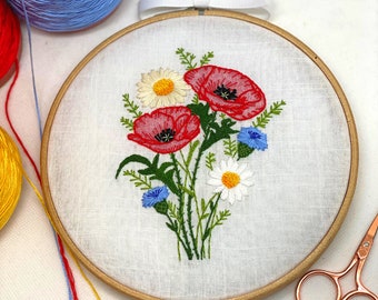 Wild flowers Embroidery Kit, Beginners embroidery kit, Craft gift, Hand embroidery set, Modern Embroidery