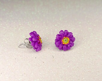 Mini Purple Flower Earrings – Polymer Clay Gerbera/Zinnia – Stainless Steel – Delicate Gift Idea