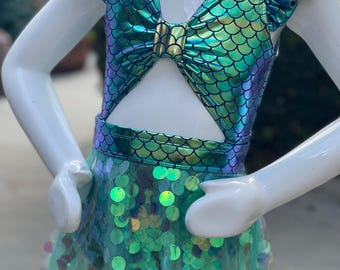 Girls Mermaid Swimuit Set.