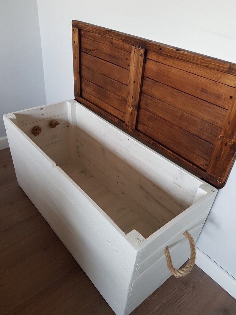 Handmade Rustic Trunk Storage Chest / Trunk With Rope Handles. Etsy UK