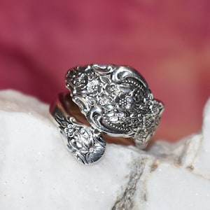 1847 Rogers Ring - Etsy