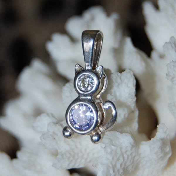 Vintage Lavender Purple and Clear CZ  Sterling Silver Figural Birthstone Fur Baby Kitty Cat Charm Pet Pendant #BKC-KCHRM272