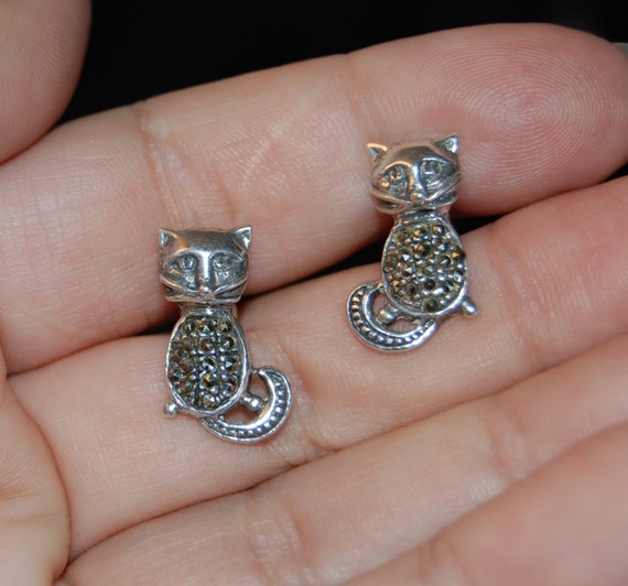 Vintage Marcasite Bellied Kitty Cat Earrings #BKC-KERNG70 View 3