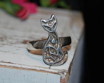 Modernistic Cat Ring in Vintage Sterling Silver #BKC-KRNG117