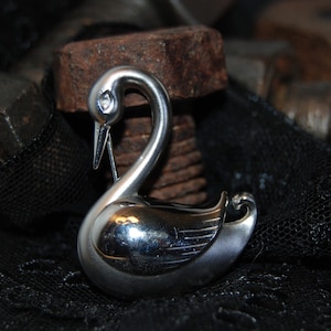 Wells Swan Brooch in Vintage Designer Sterling Silver #BKC-BRCH01