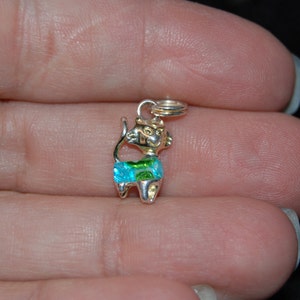Cat Pendant in Enameled or Glass Accented Belly in Vintage Sterling #BKC-KCHRM124