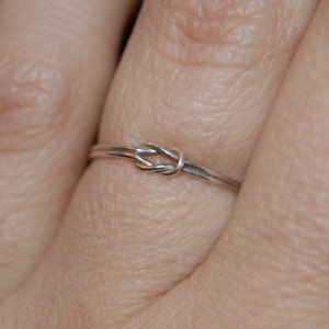 Love Knot Dainty Wire Sterling Silver Handmade Vintage Ring #BKB-RNGNST21