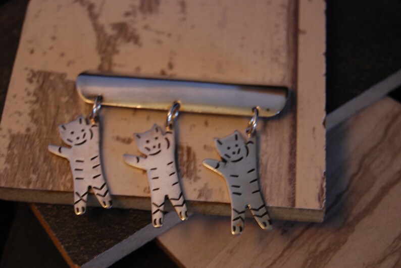 Fancy Trio Cat Brooch main image 0