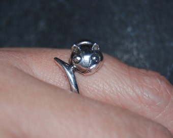 Vintage Sterling Silver Kitty  Cat Climbing Wrap Around Tail Ring 925 #BKC-KWR82