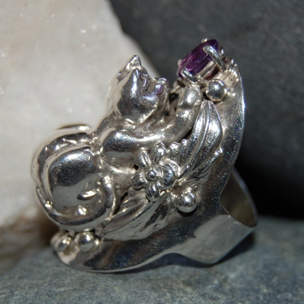 Designer Vintage Carol Felley Amethyst Large Detailed Sterling Kitty Cat Floral Swirly Bold Cigar Band Ring