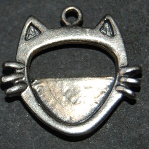 Vintage Sterling Silver Cat Shaped Photo Frame Charm for Bracelet or Necklace #BKC-KCHRM236