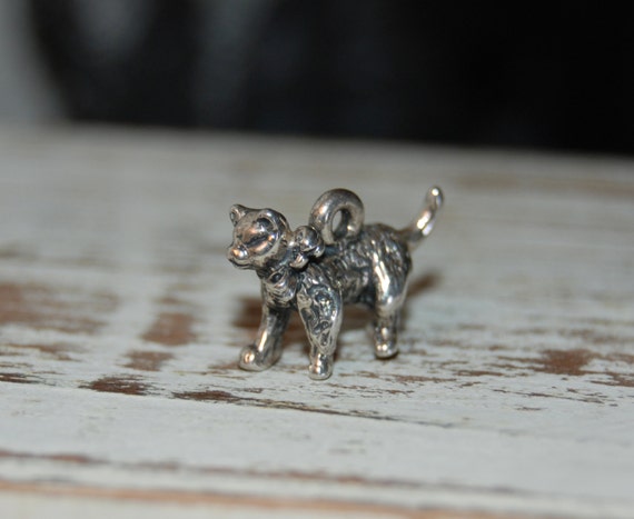 Vintage Walking Cat with Bow Collar Charm or Pend… - image 1