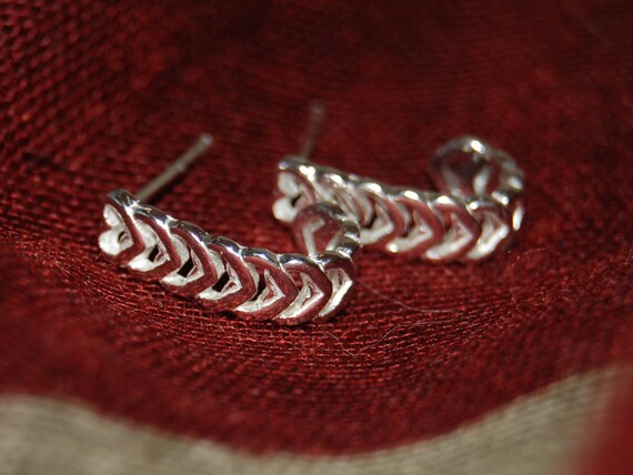 Vintage Small Sterling Silver Stacked Multiple He… - image 1