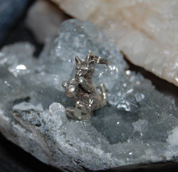 Cat Pendant in Sterling #BKB-KCHRM96 - image 5