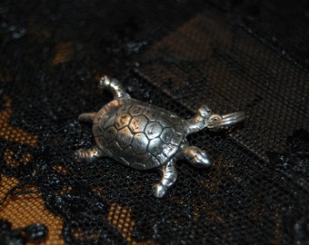 WM STER Vintage Sterling Silver Sea Turtle Charm or Pendant 925 #BKC-CHRM78