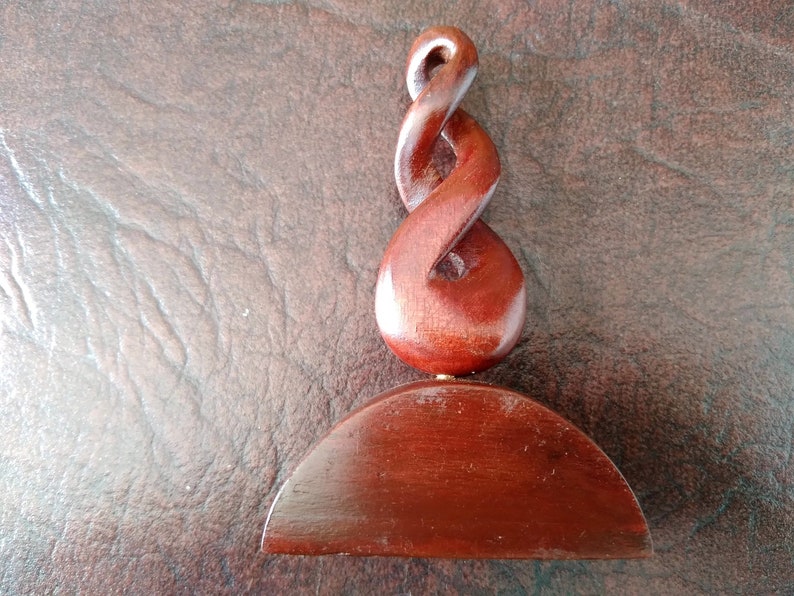 Wood double twist carving statue. W6 image 1