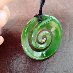 40 mm Maori Koru Nephrite jade pendant . S359