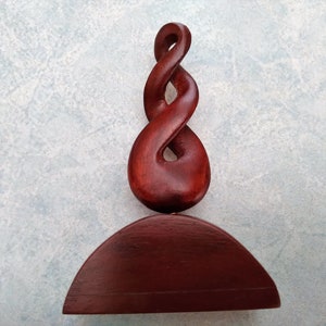 Wood double twist carving statue. W6 image 2