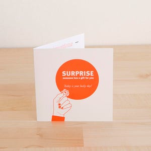 saluto originale, carta regalo, auguri di anniversario, gratta e vinci, inchiostro da graffio, regalo a sorpresa, regalo di compleanno