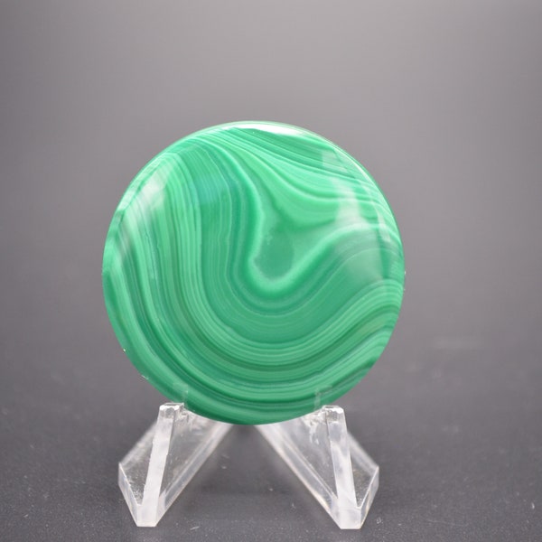 Malachite cabochon