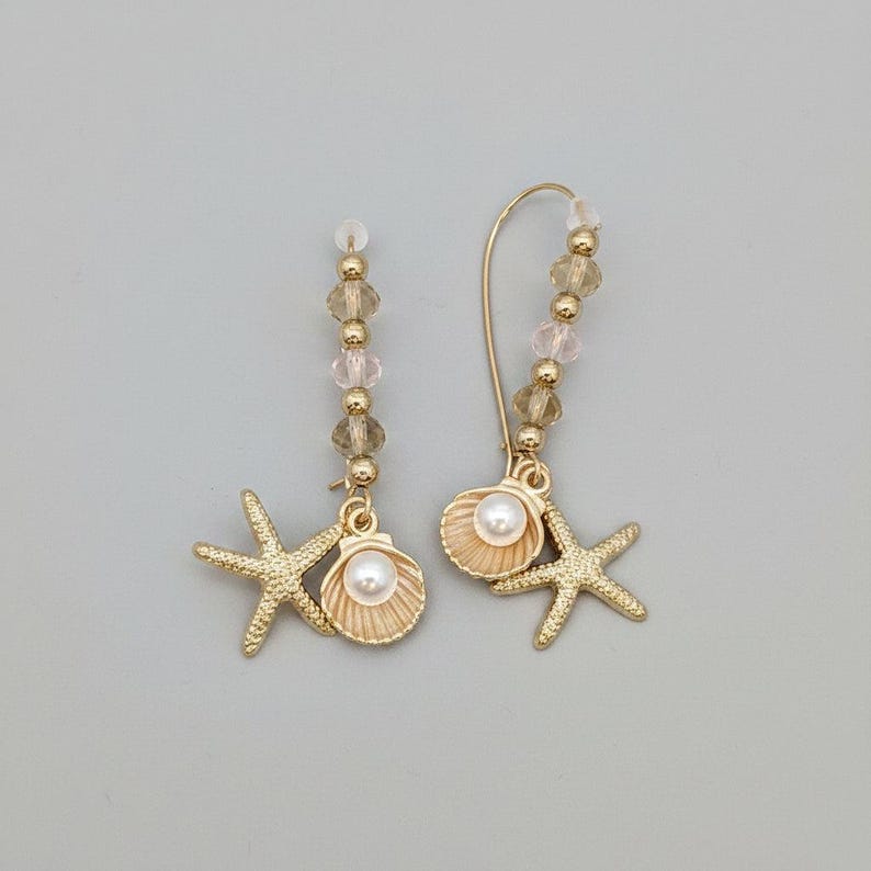 Pearl Clam Shell Starfish Crystal charm necklace and Earring set, Gold - - LadybugfeetDesigns -